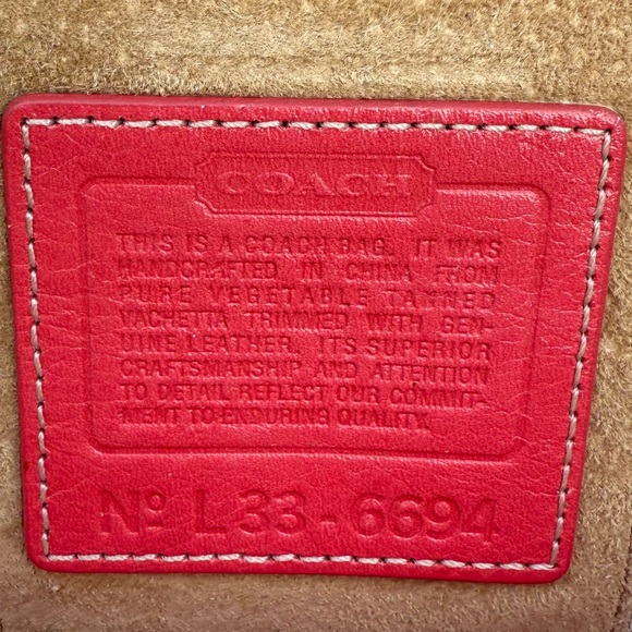 Vintage Coach SoHo Vachetta Leather Clutch - Picture 16 of 17